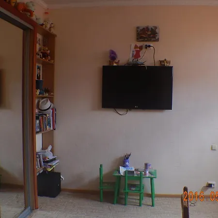 Kvartira V Tsentre Odessy Apartment *